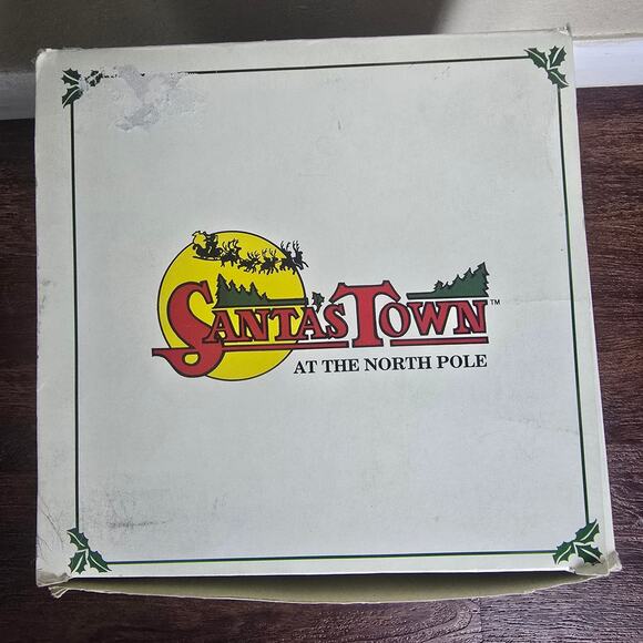 Vintage Santa's Town at the North Pole Christmas Village Post Office in Box - Picture 8 of 9